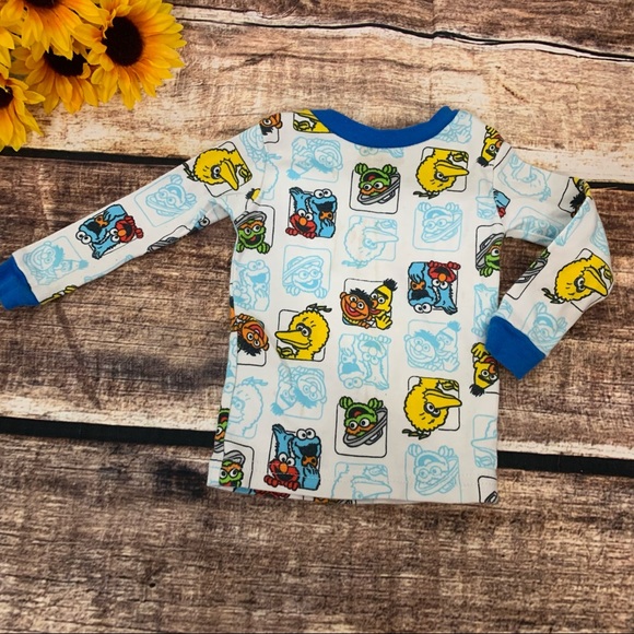 Sesame Street pajamas by Sesame Street. Size 18 months - Picture 3 of 10